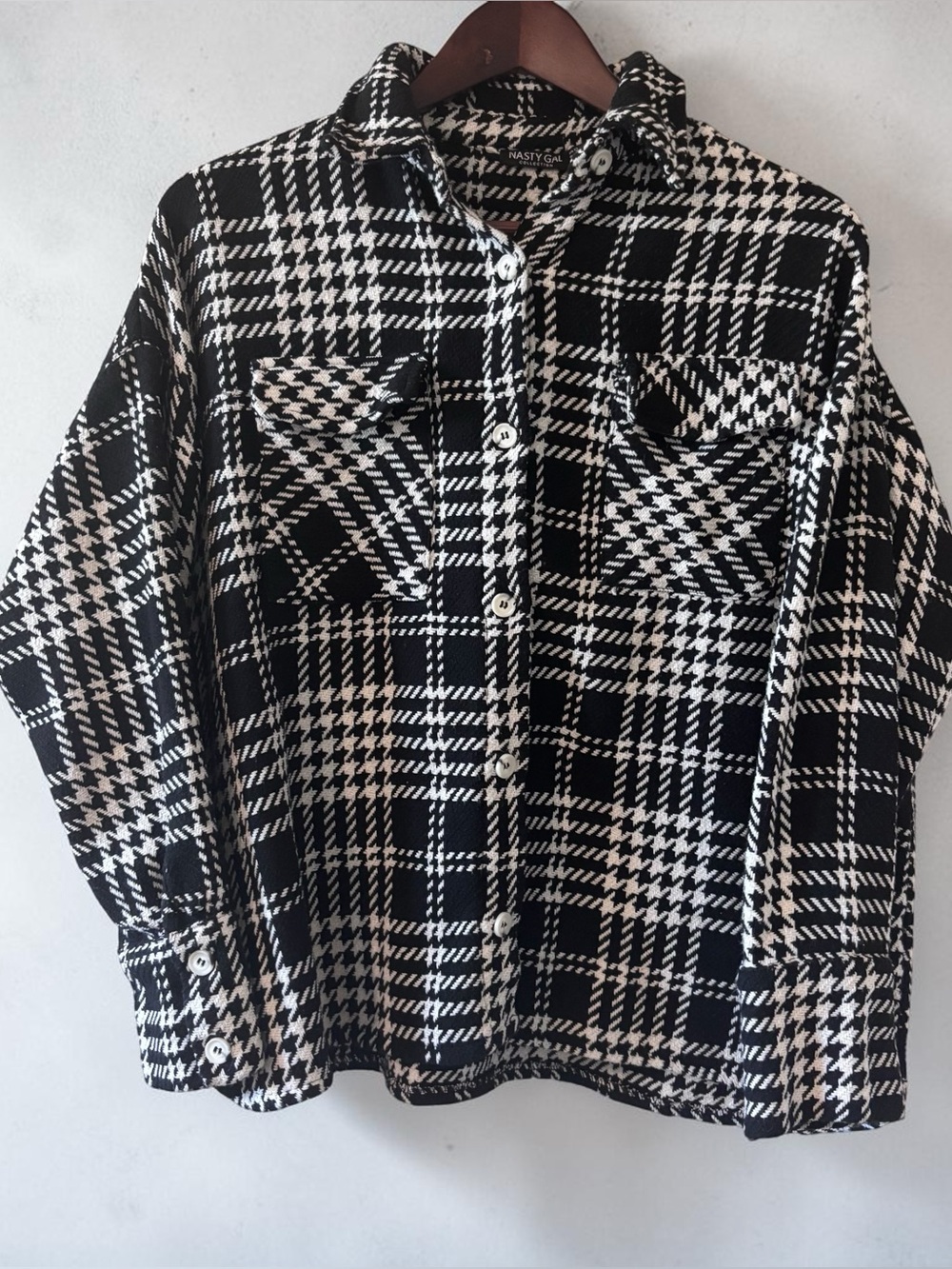 Nasty Gal Black White Plaid Shacket Jacket Women’s US 8 Oversized Button Front